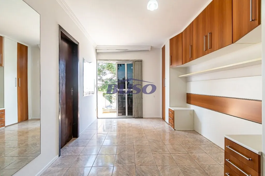3-bedroom house with a grill on the balcony — photo 14