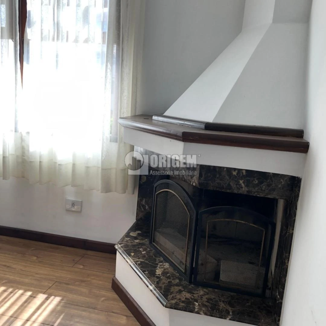 Furnished townhouse with a master suite and hot tub — photo 21