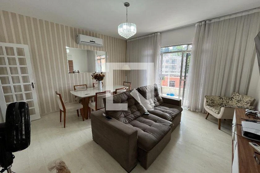 Furnished apartment, 131 m², with a glass-enclosed balcony — photo 6