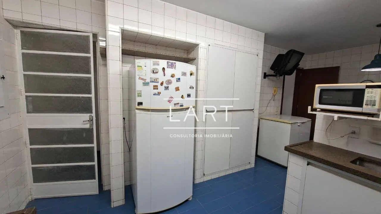 Rental apartment with 4 bedrooms and 280 m² — photo 30