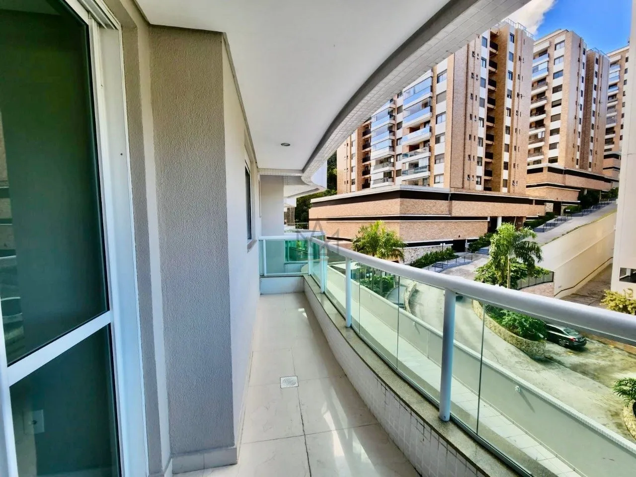 Furnished apartment, 121 m², with a mountain view — photo 8