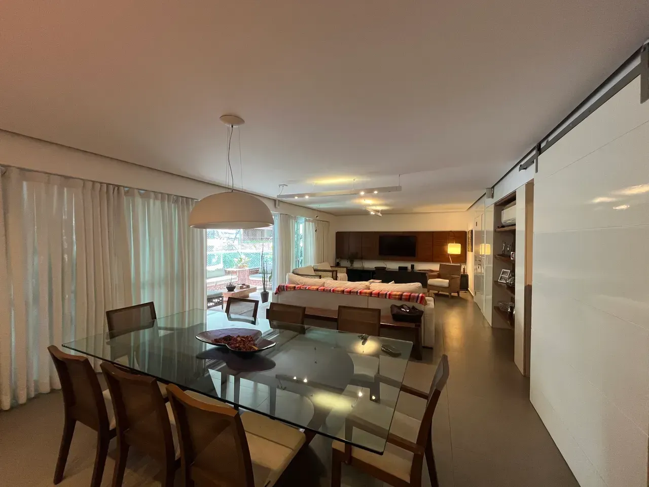 Furnished apartment, 240 m², with a washing machine — photo 15