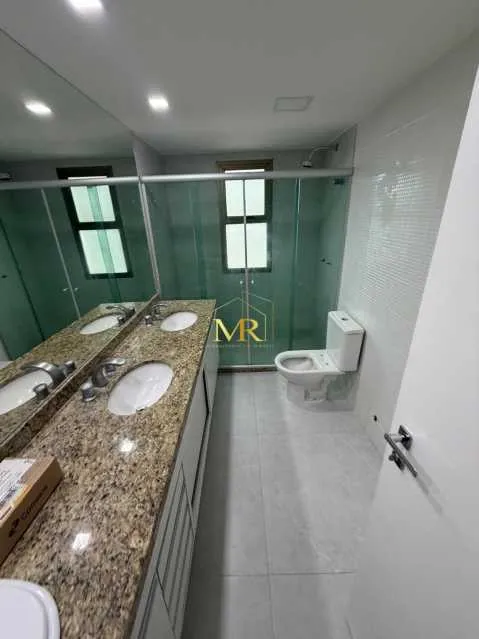 Apartment, 170 m², with a jacuzzi — photo 22