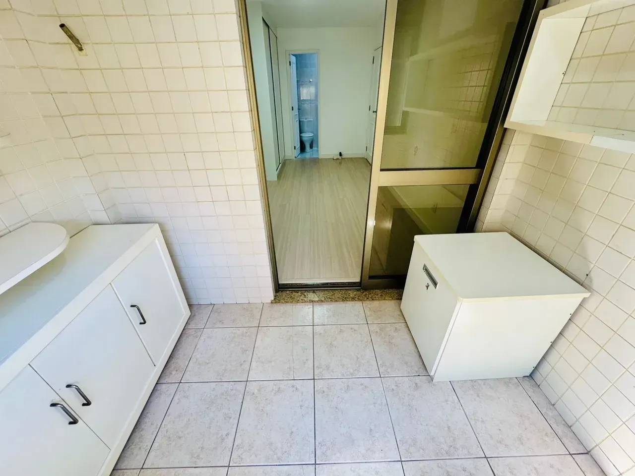 Apartamento mobiliado com 3 quartos e 3 banheiros — photo 34