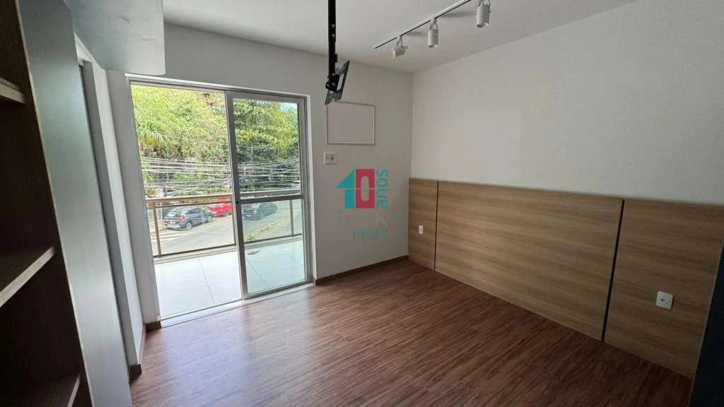 130 m² 3-bedroom apartment with 2 parking spaces — photo 4