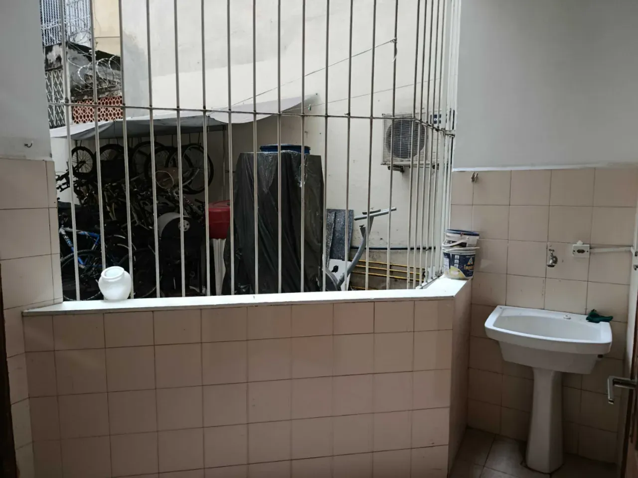 Apartamento de 3 quartos com cozinha separada e 85 m² — photo 21