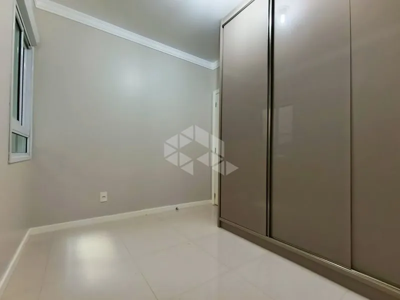 Mountain view in a 4-bedroom apartment, 150 m² — photo 35