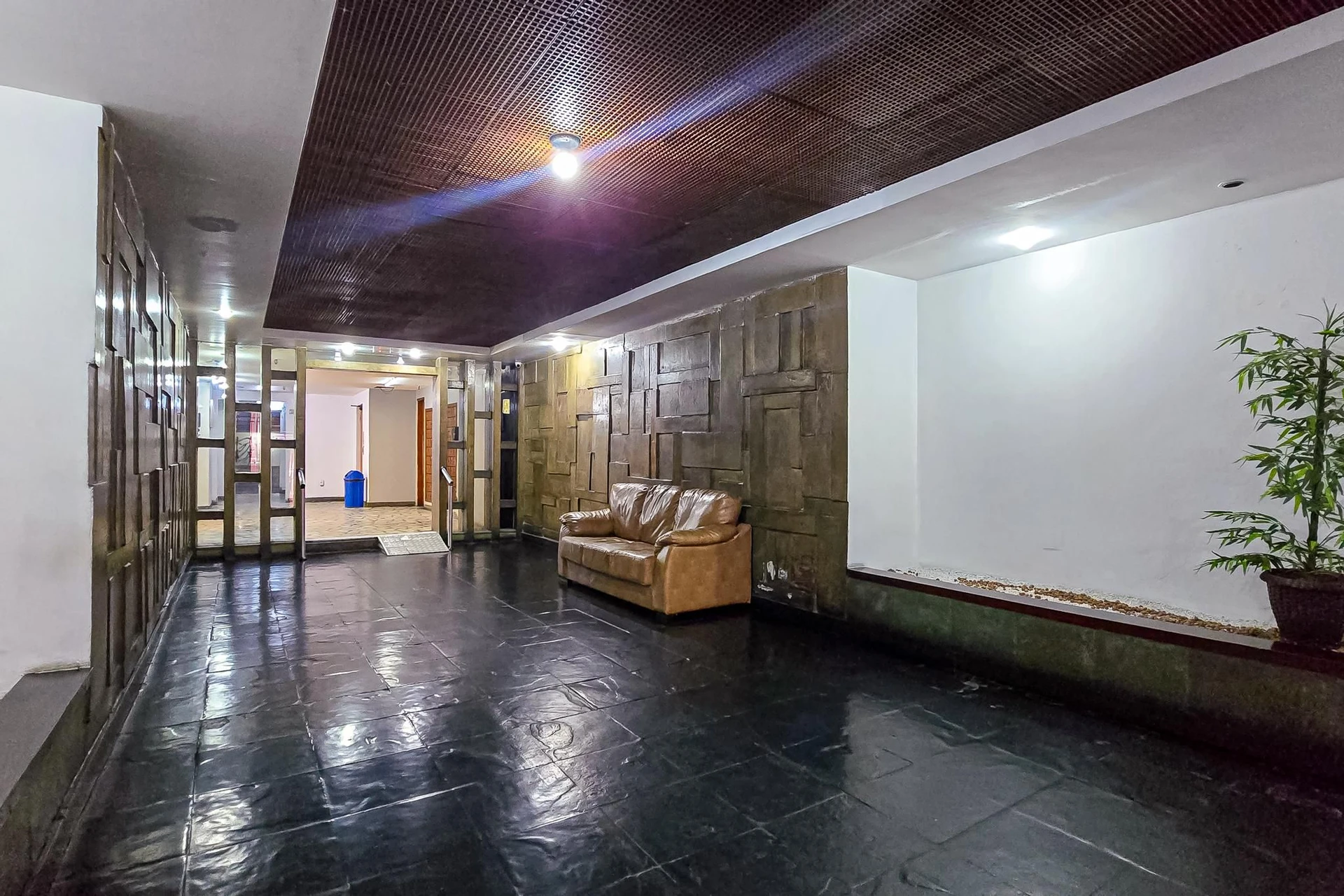 2-bedroom apartment with a washing machine in Rio de Janeiro — photo 17