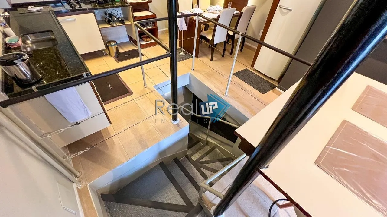 1-bedroom furnished apartment with 1 parking space — photo 19