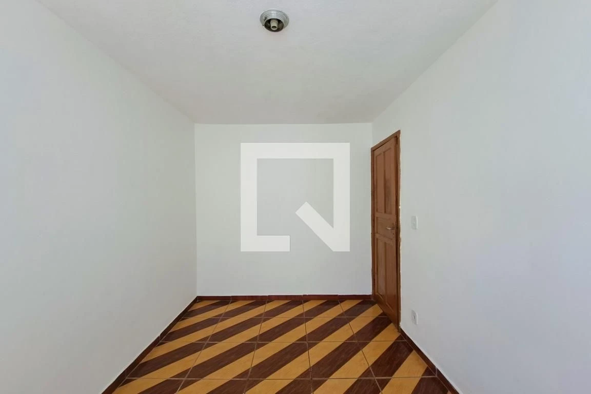 2-bedroom apartment in a building with a gym — photo 27
