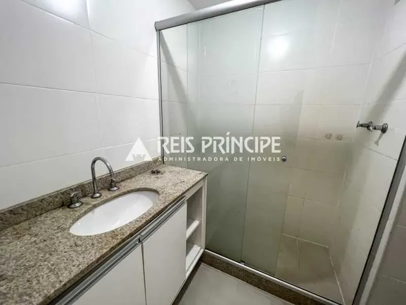 92 m² apartment with 3 bedrooms and a pool in the building — photo 3