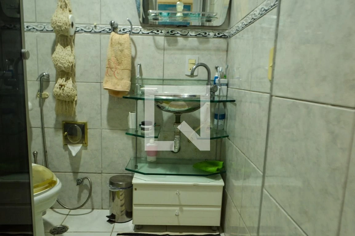 Furnished 2-bedroom apartment with an en-suite — photo 40