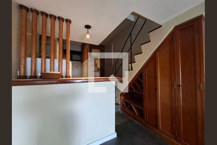 110 m² apartment with built-in wardrobes and a balcony — photo 32