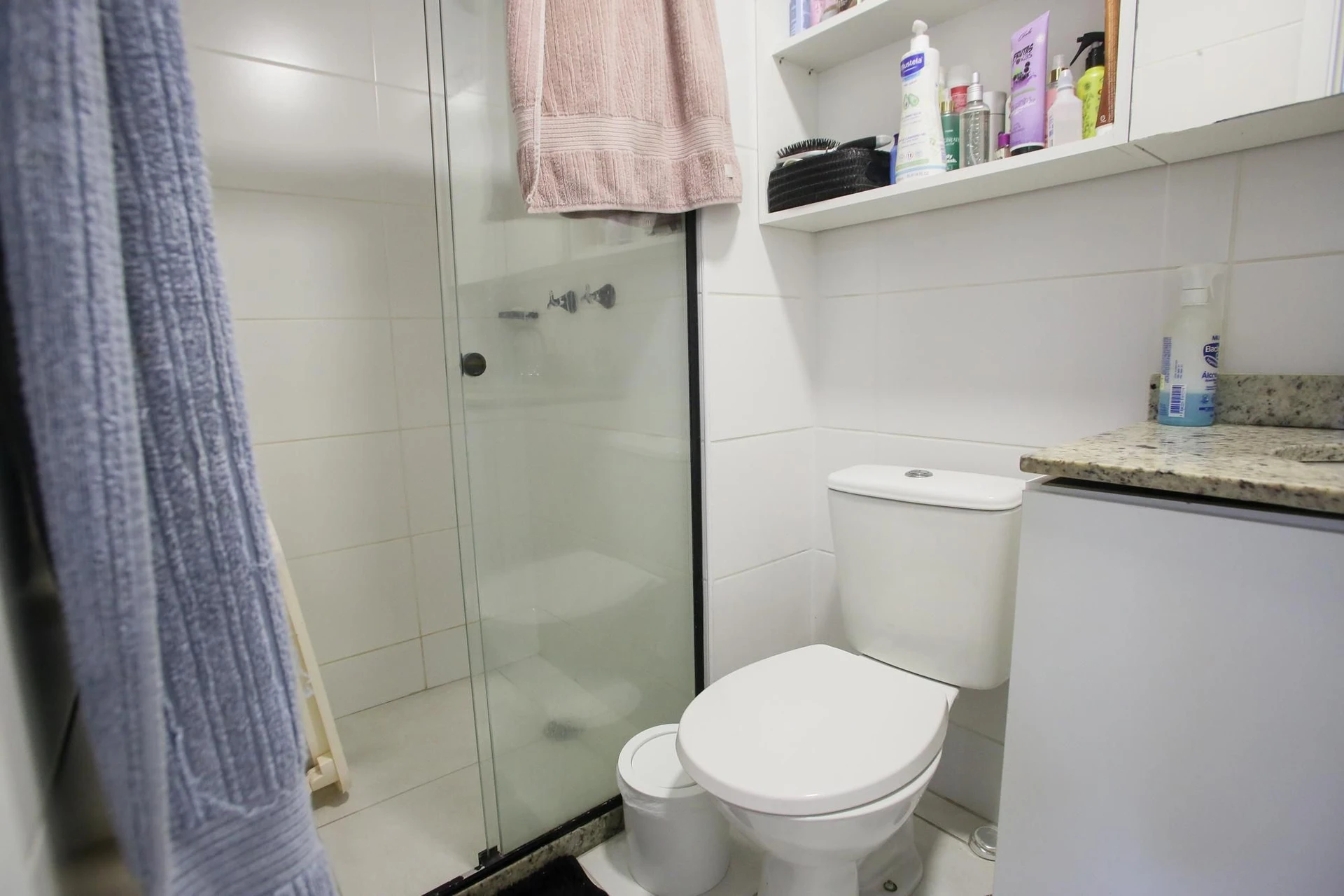 Furnished apartment with 2 bedrooms and open-plan gas kitchen — photo 34