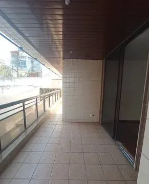 Apartment on the 1st floor with a glass-enclosed balcony — photo 12