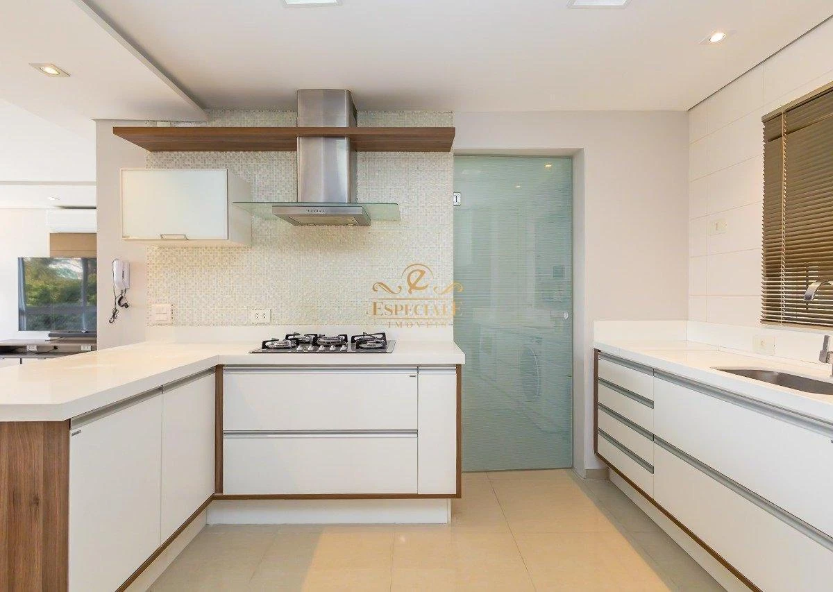 2-bedroom apartment with a dishwasher in Curitiba — photo 16