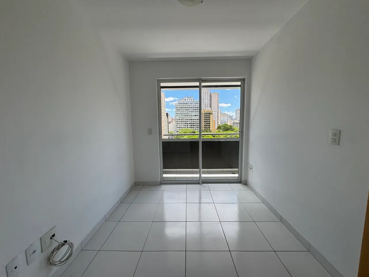 1-bedroom rental apartment with a washing machine — photo 10