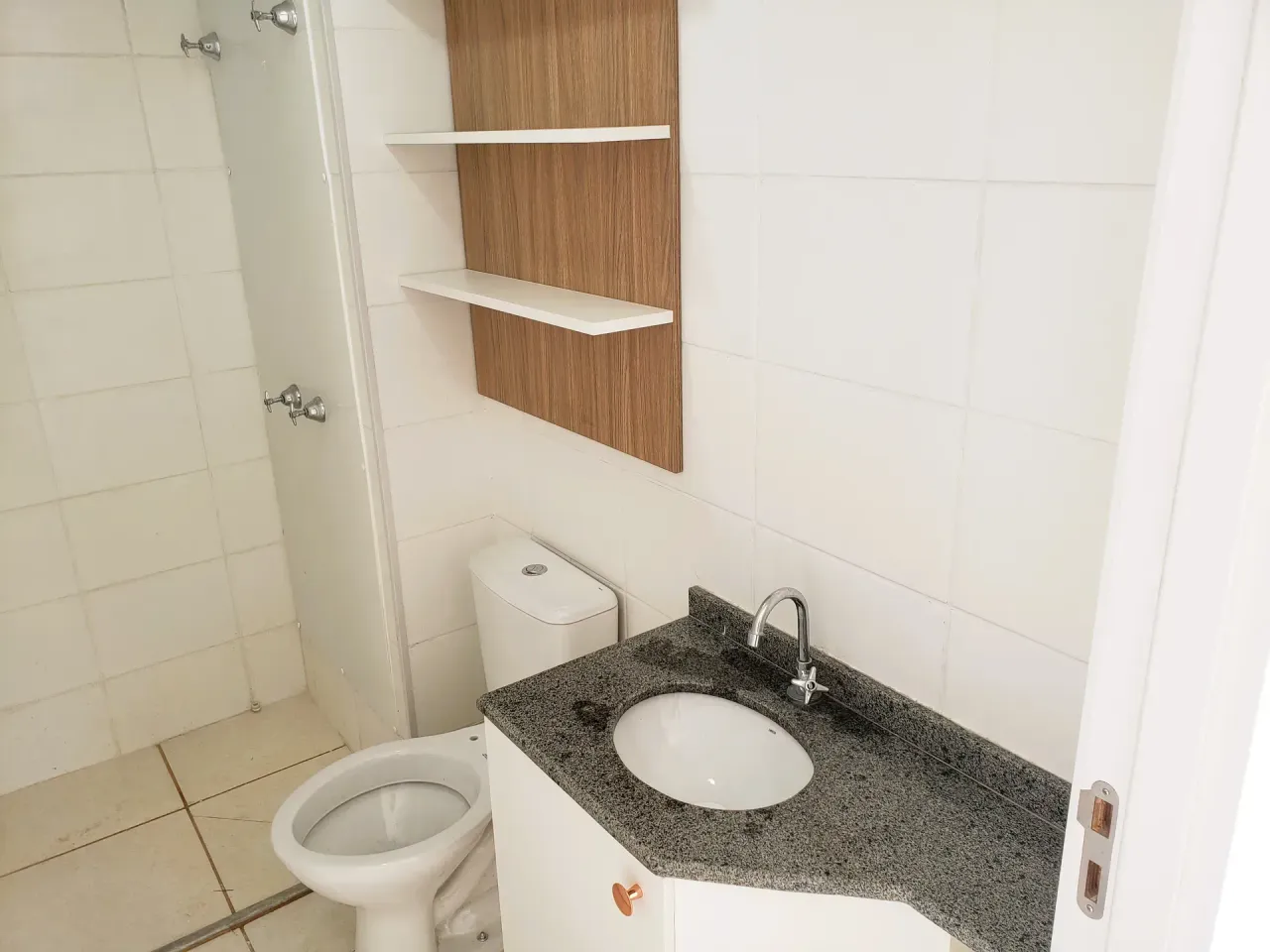 Furnished 3-bedroom apartment with 2 bathrooms and 85 m² — photo 14