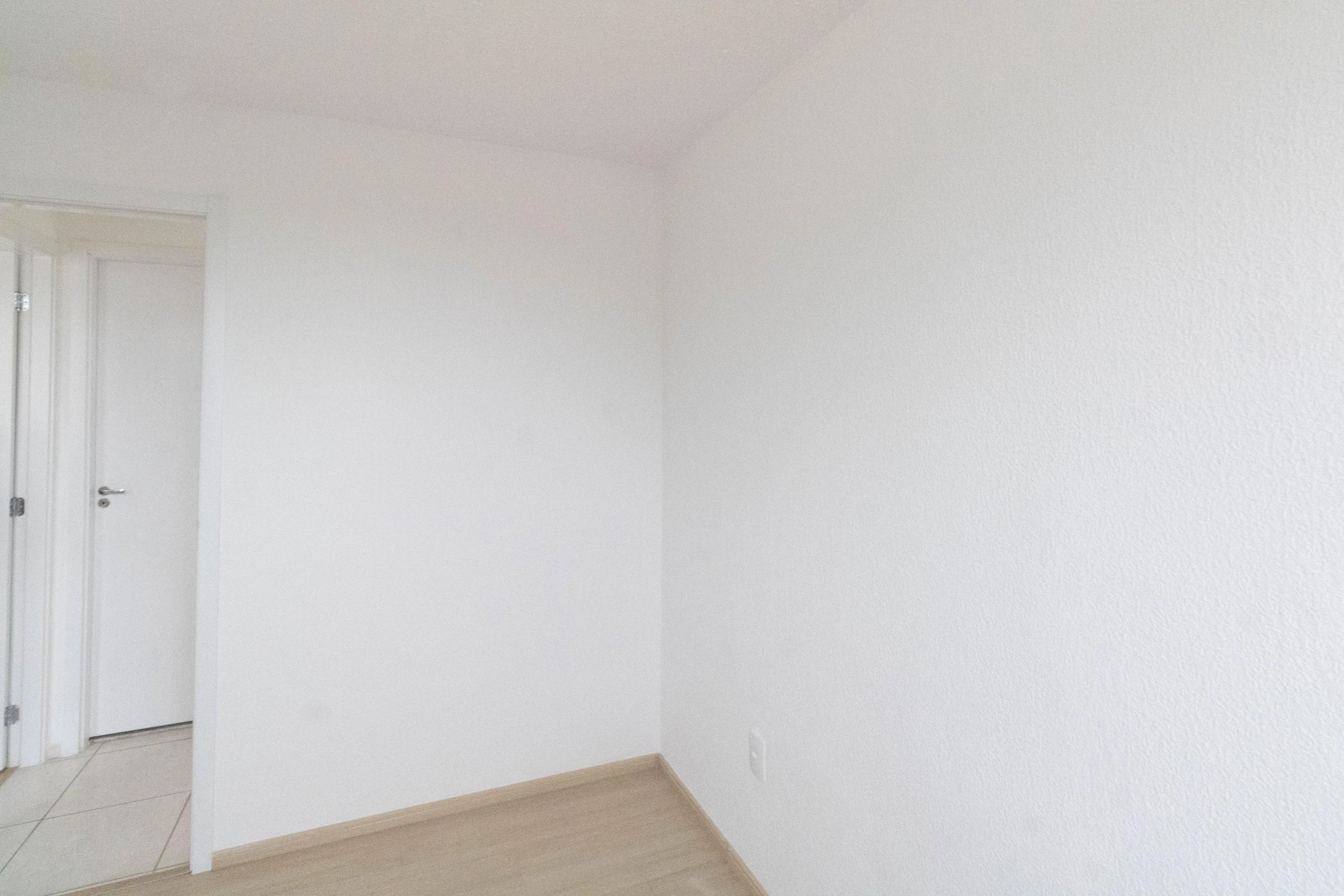 2-bedroom apartment in a building with a gym — photo 42