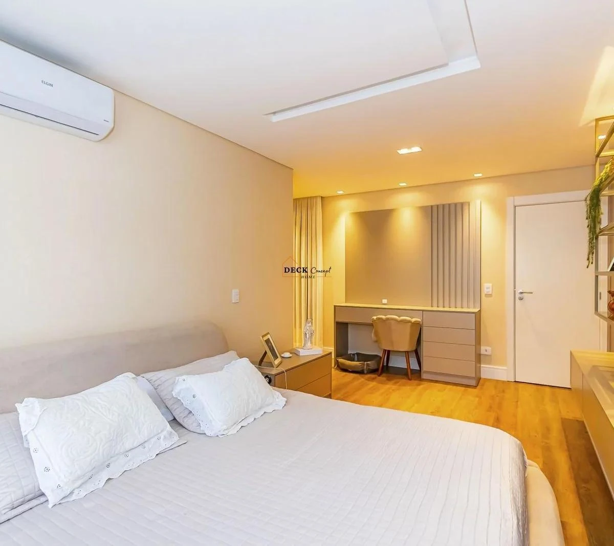 Furnished 356 m² house with 3 bedrooms and open-plan kitchen — photo 40