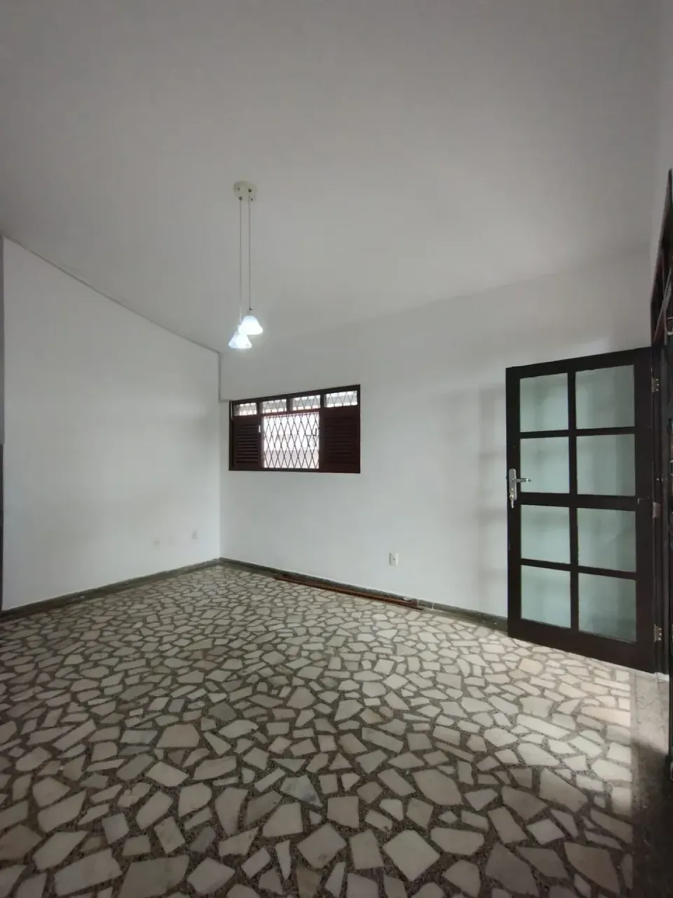 Дом: 4 спальни, 200 м² — photo 9