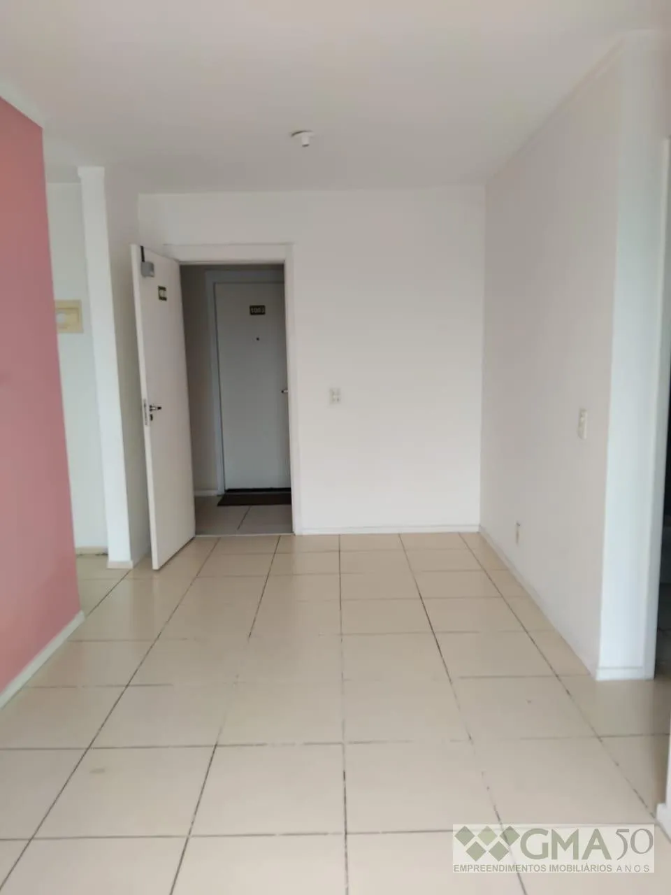 Apartment with 2 bedrooms and 2 bathrooms plus parking — photo 11