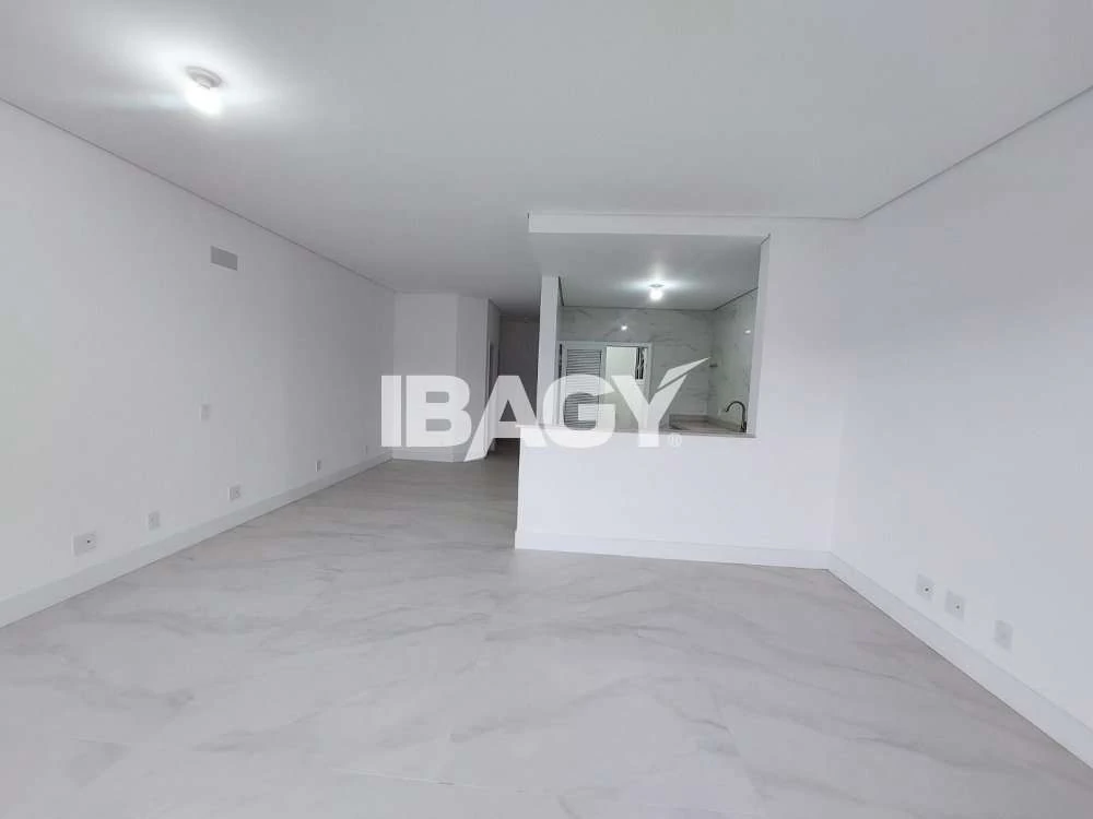 Apartamento de 133 m² com 3 suítes e 4 banheiros — photo 3