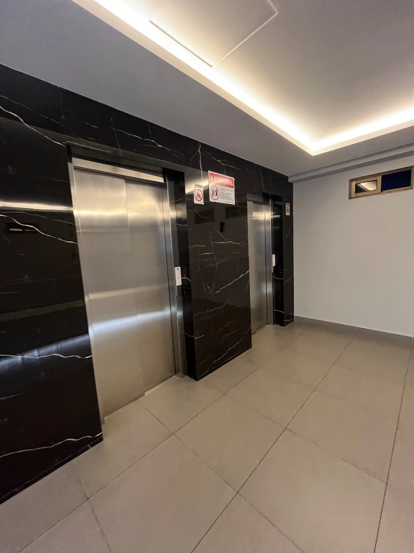 Стиральная машина и 1 спальня: квартира 45 м² — photo 14