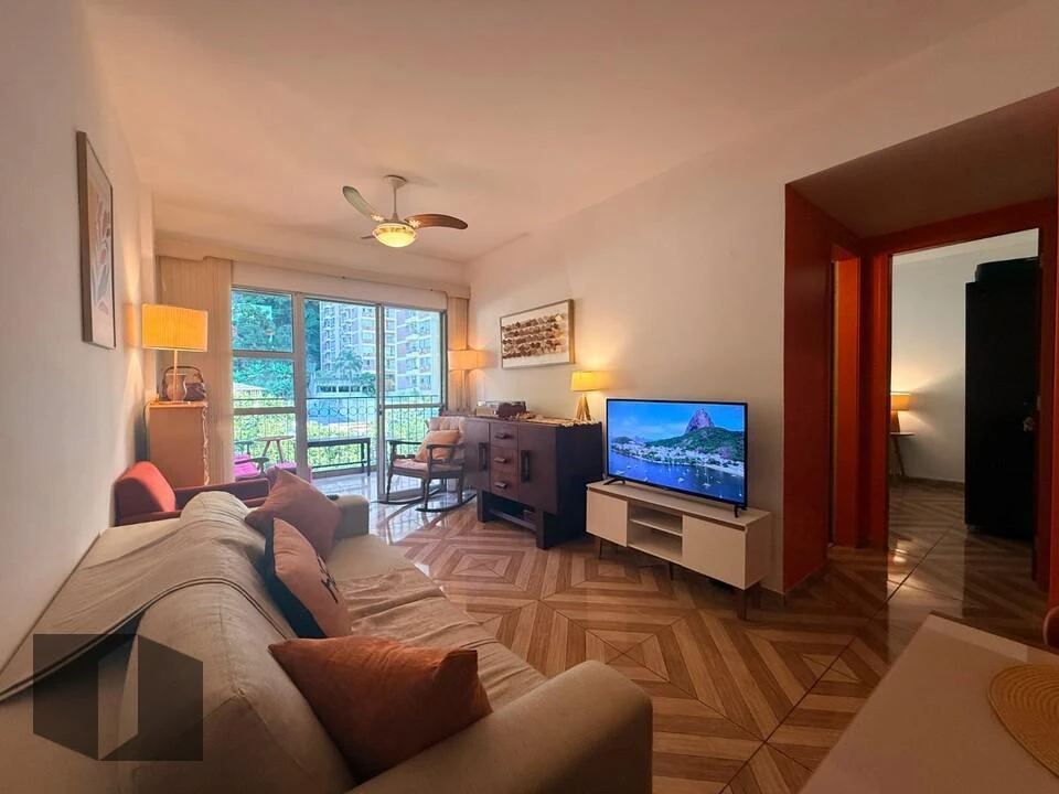 Mountain view in a 2-bedroom apartment, 62 m² — photo 7