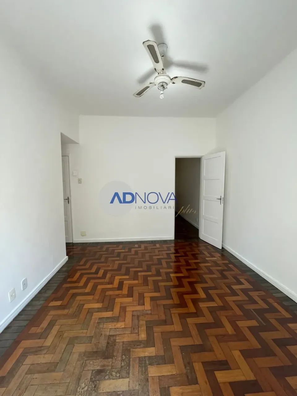 Apartamento de 50 m² com cozinha fechada e varanda — photo 15