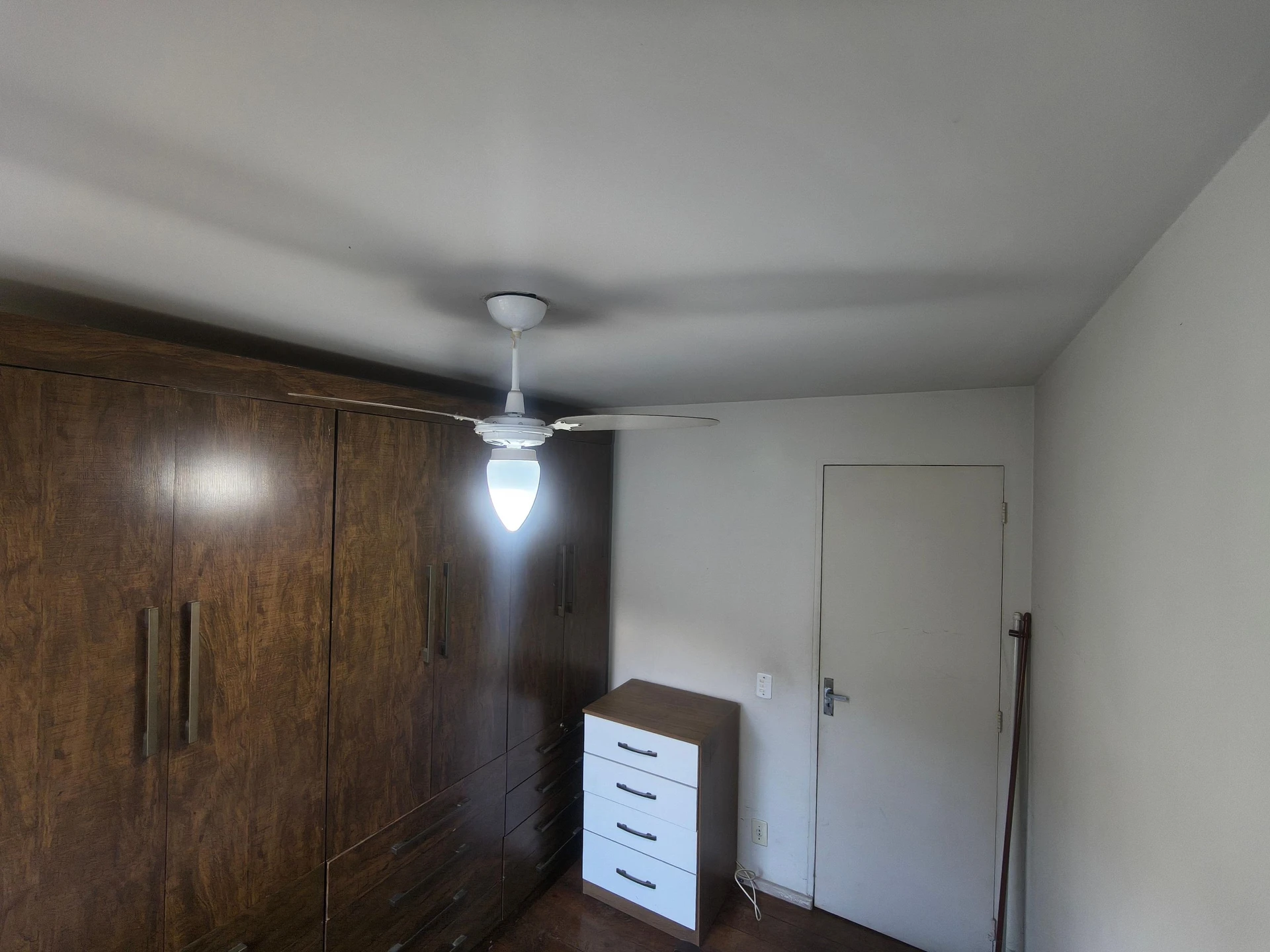 Unfurnished apartment with 2 bedrooms and 1 parking space — photo 10