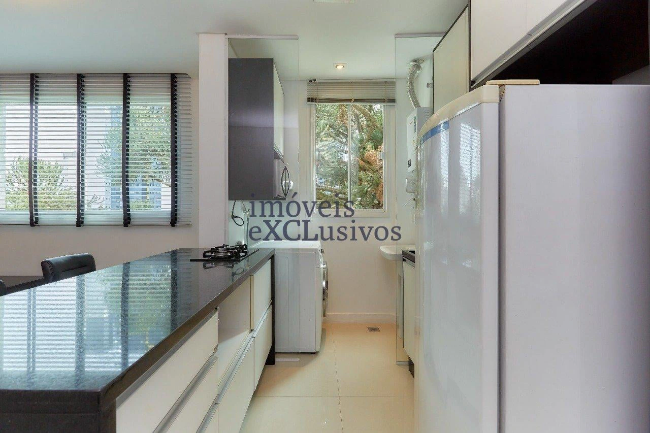One-bedroom apartment with a private pool in Curitiba — photo 16