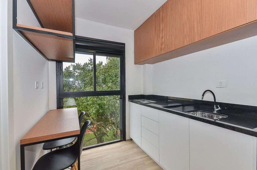 Furnished studio with open-plan kitchen and private BBQ — photo 3