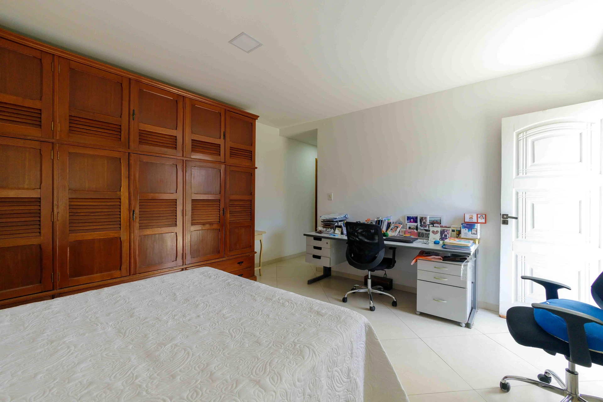 Furnished house with 5 bedrooms and a private BBQ — photo 54