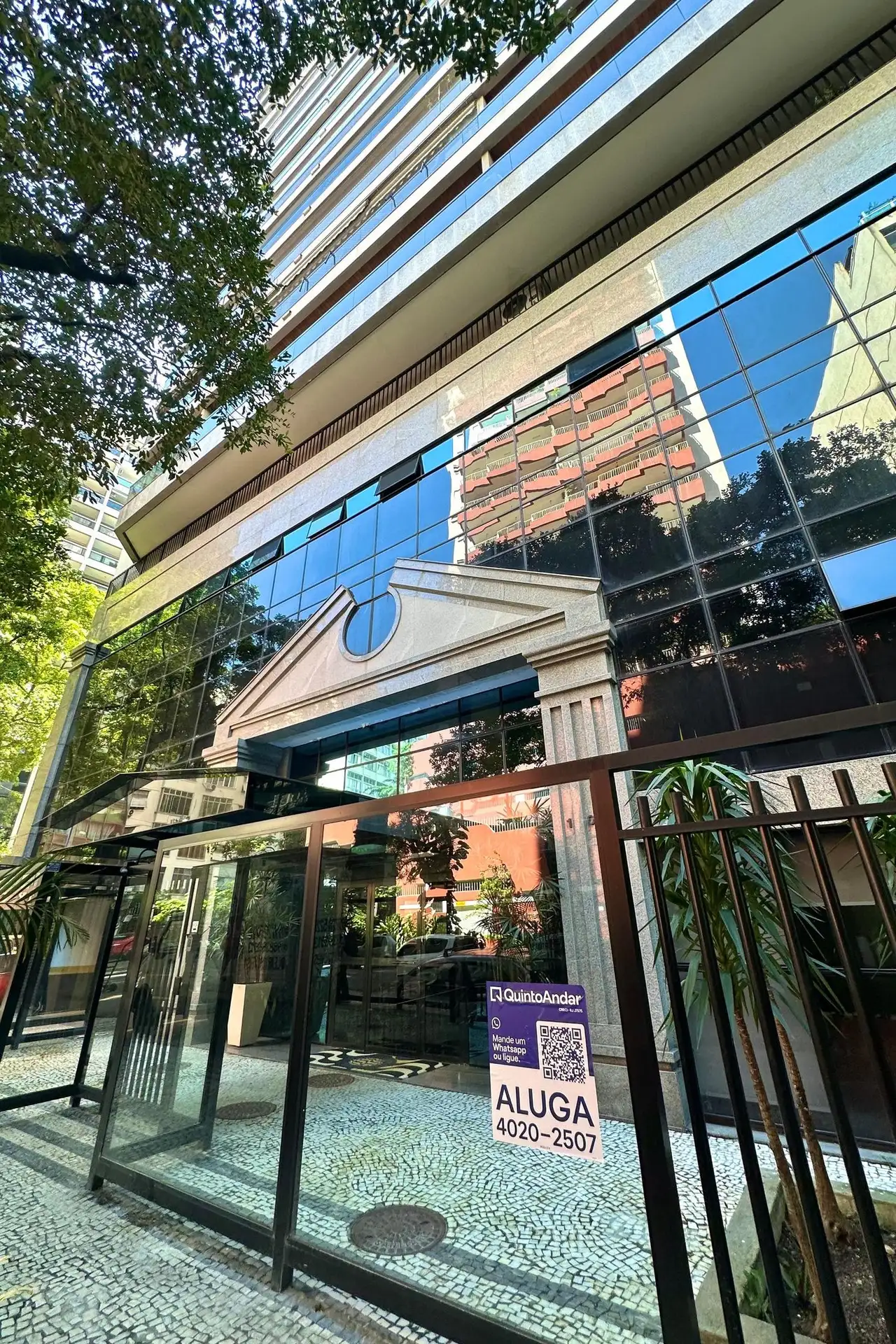 Apartamento mobiliado com 2 suítes e 3 banheiros — photo 7