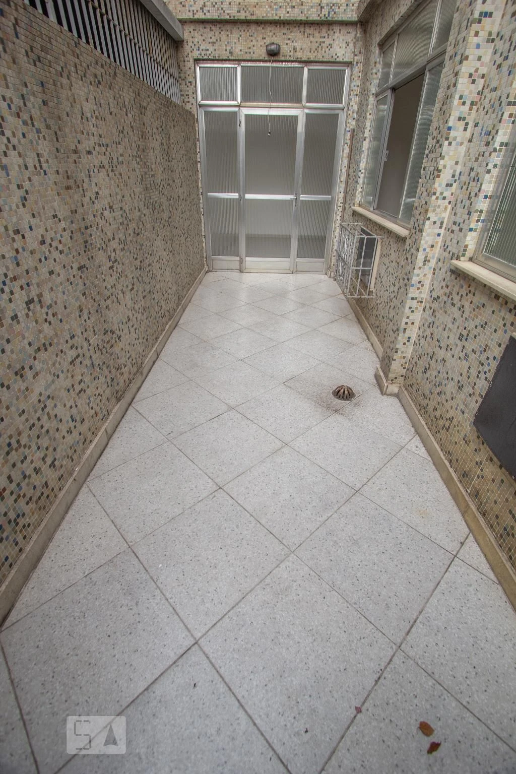 Apartamento de 3 habitaciones con jardín privado — photo 9