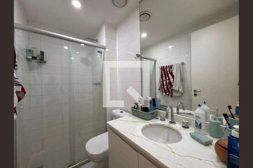 Rental apartment with 3 bedrooms, balcony 94 m² — photo 28