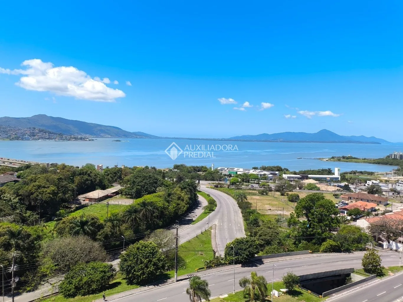 Furnished duplex penthouse 228 m² with 2 bedrooms and 4 parking — photo 4