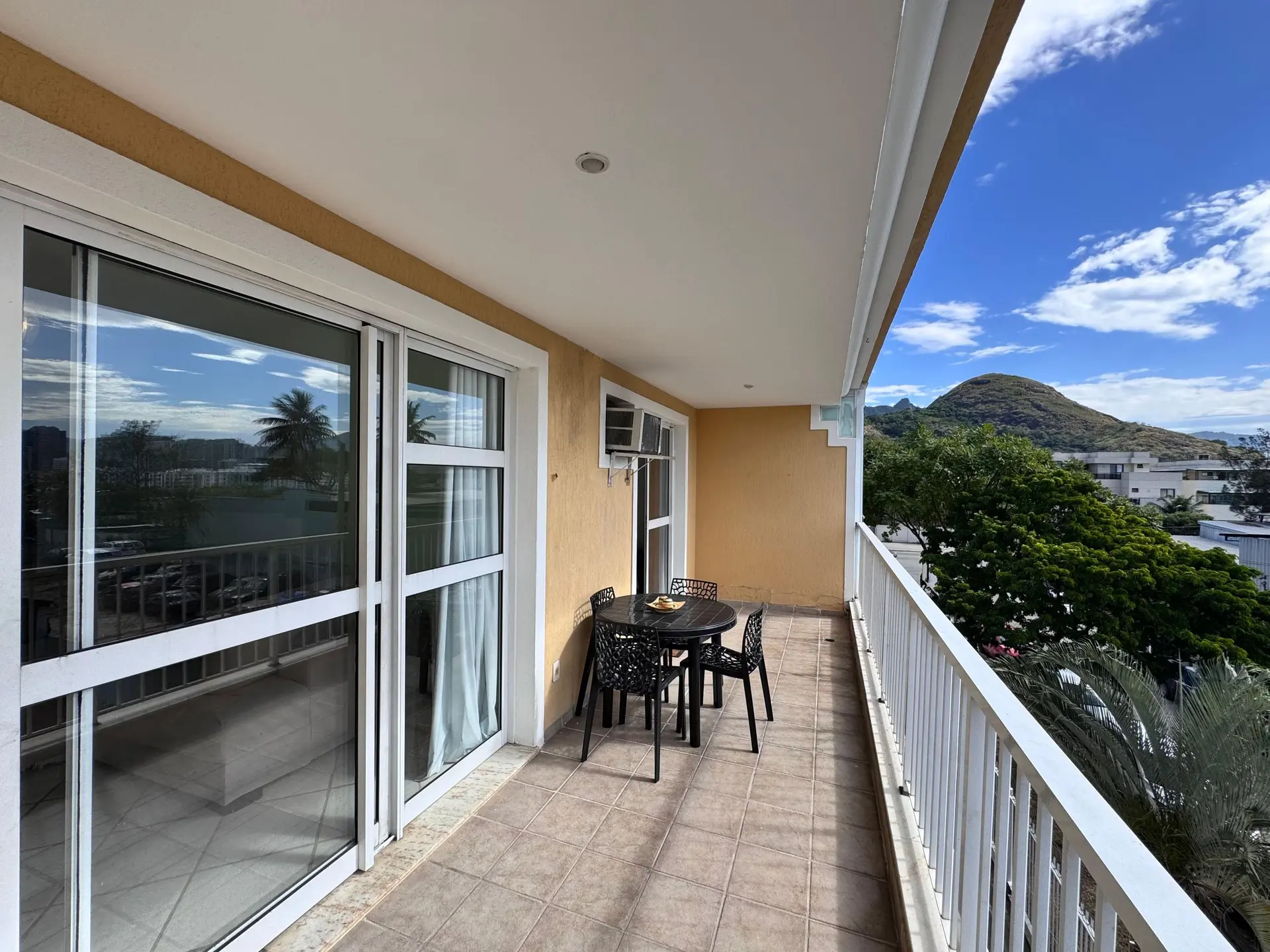 Apartamento mobiliado com 2 quartos e 3 banheiros — photo 5