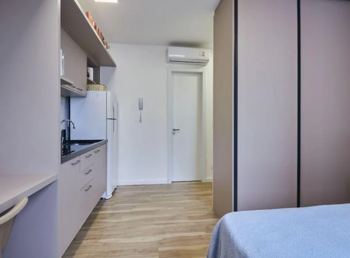 Apartamento de 1 quarto de 19 m² com box de vidro — photo 2