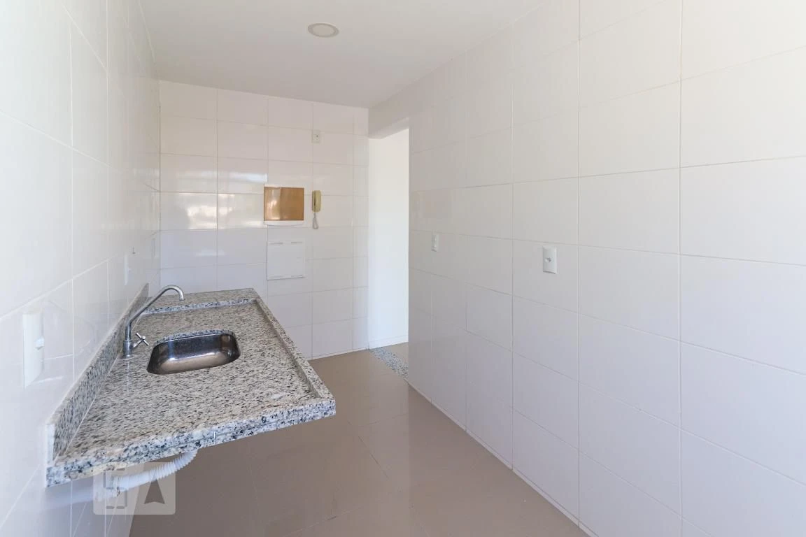 3-bedroom apartment with a mountain view in Rio de Janeiro — photo 31