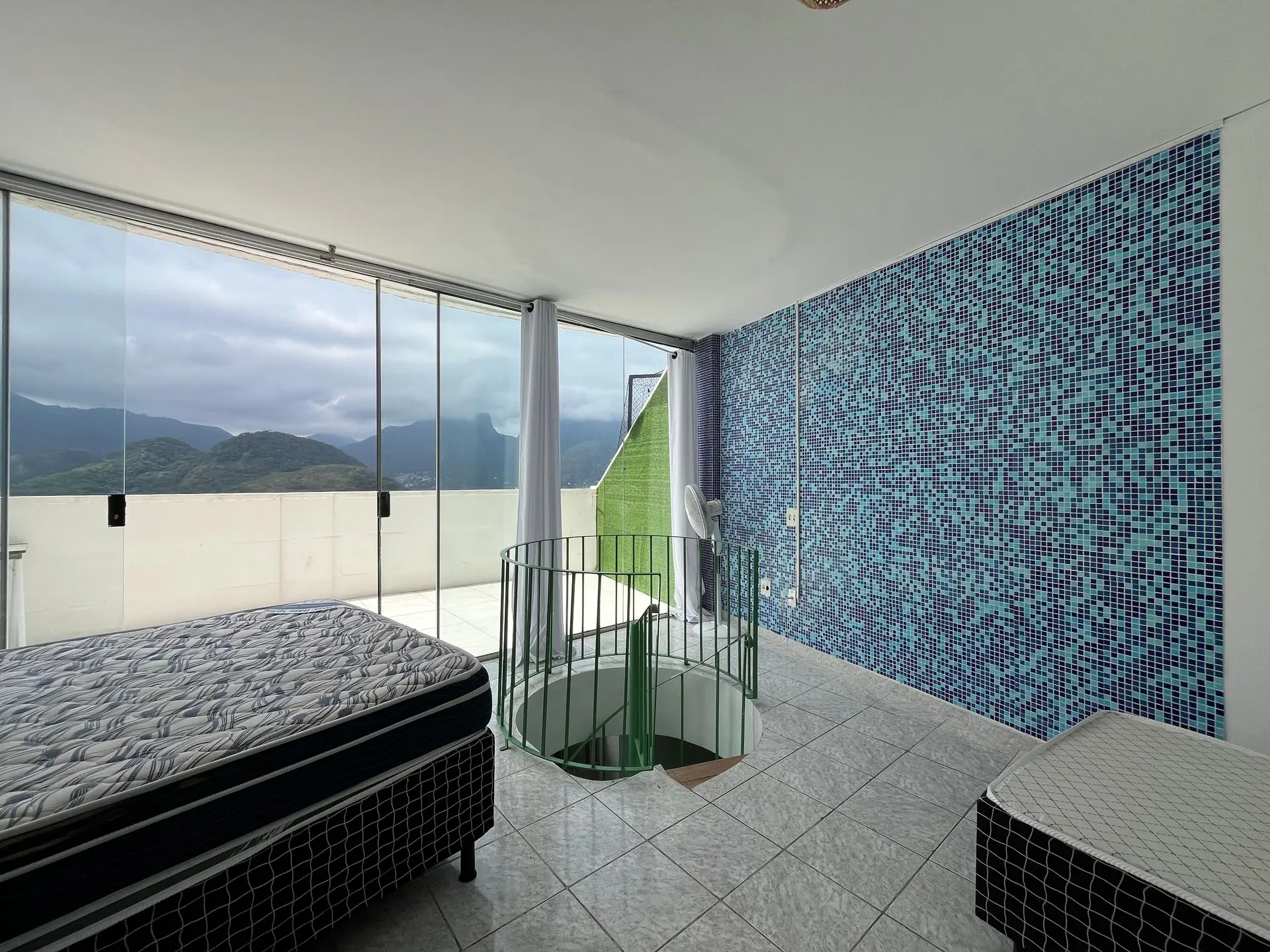 Apartment, 72 m², with floor-to-ceiling windows — photo 9