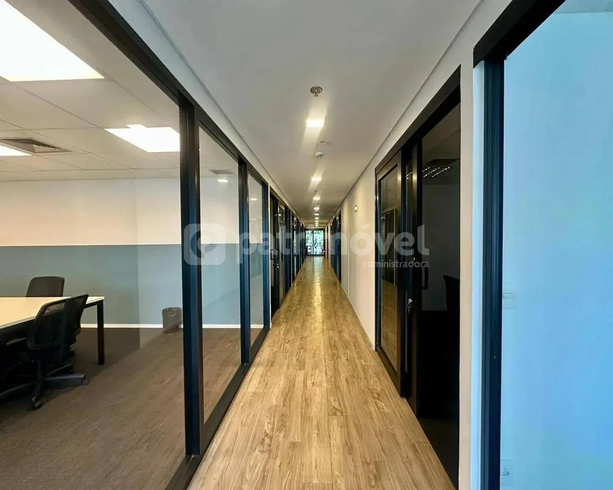 780 m² apartment with 1 bedroom and 6 bathrooms — photo 32