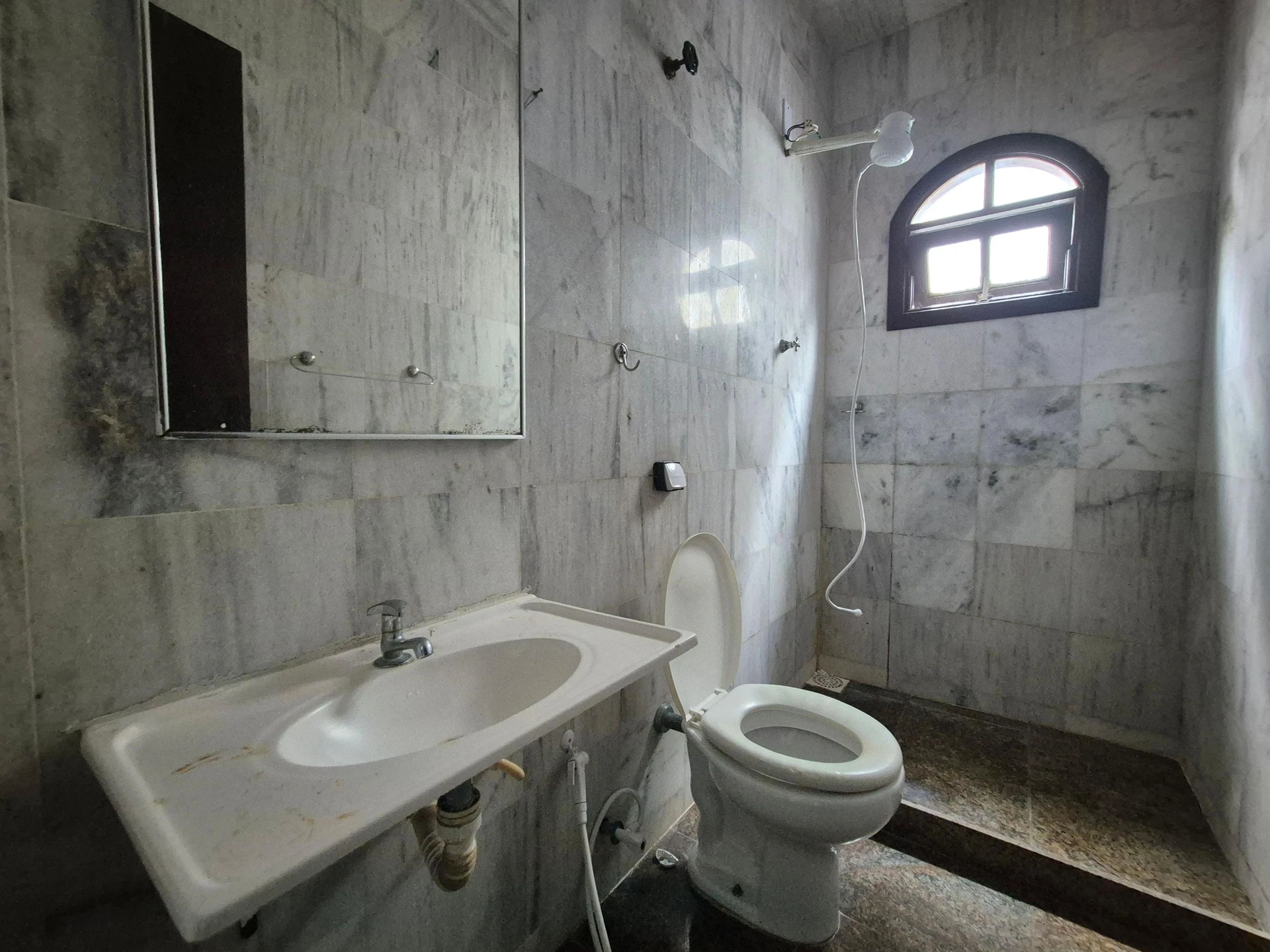 Дом 100 м² с рабочим местом и садом — photo 33