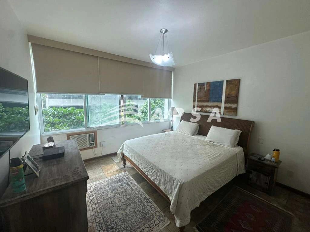 Furnished 200 m² apartment with 3 bedrooms — photo 12