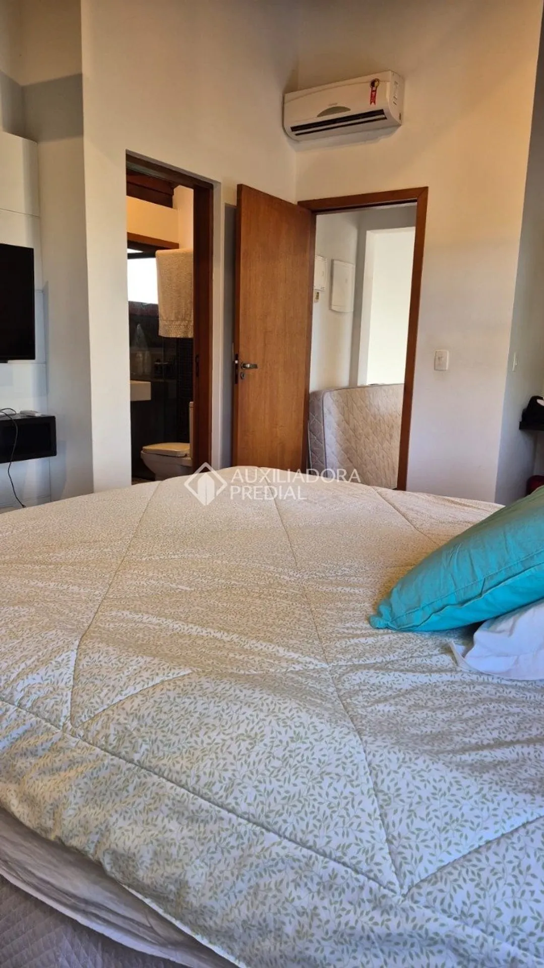Меблированный дом 410 м² с 3 спальнями с ванной — photo 16