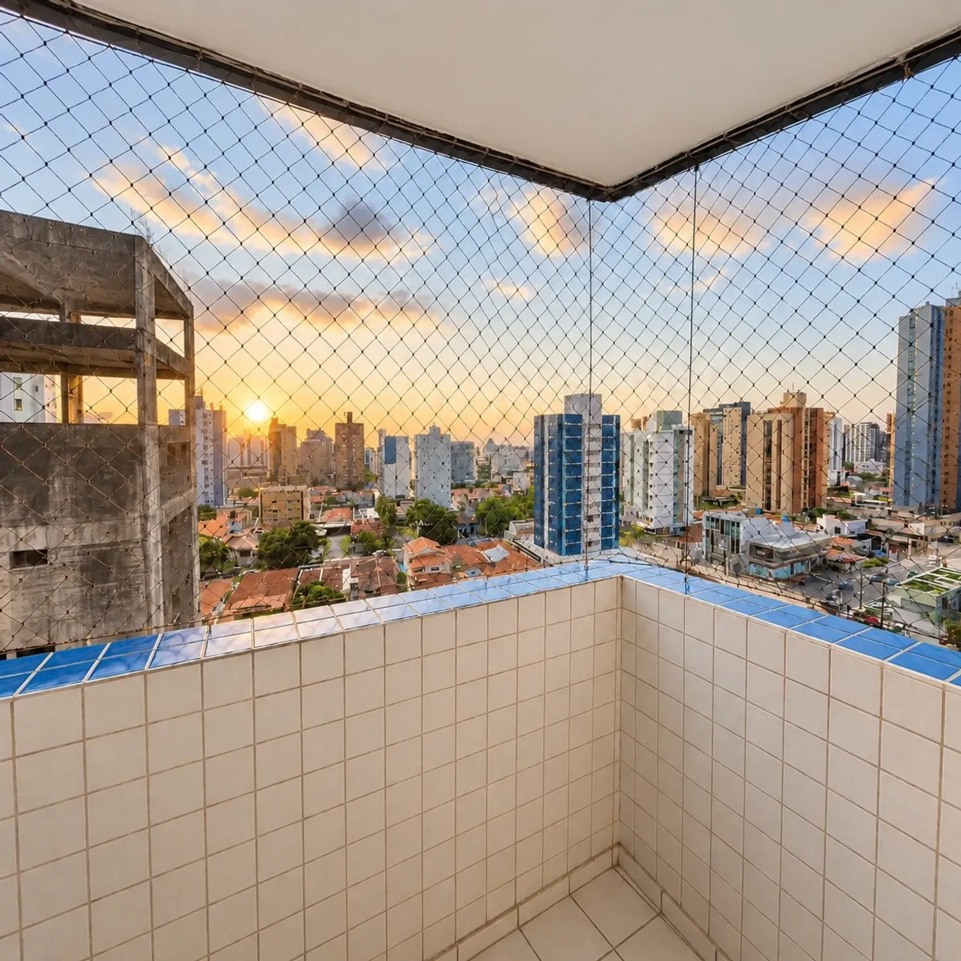 3-bedroom apartment with a washing machine — photo 9