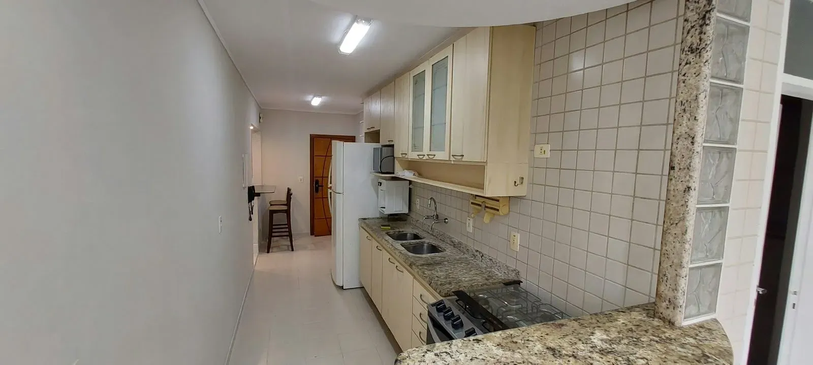 Furnished apartment, 98 m², with a washing machine — photo 8