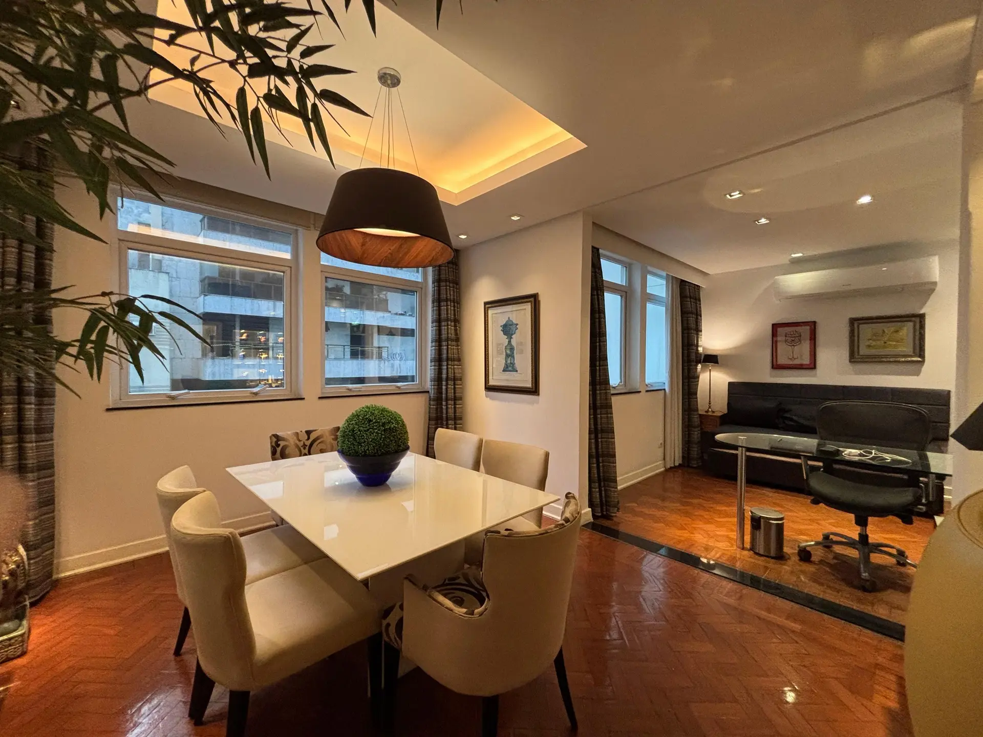 Furnished 1-bedroom apartment with 2 bathrooms — photo 3