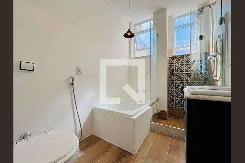 142 m² rental apartment with 3 bedrooms and separate kitchen — photo 24